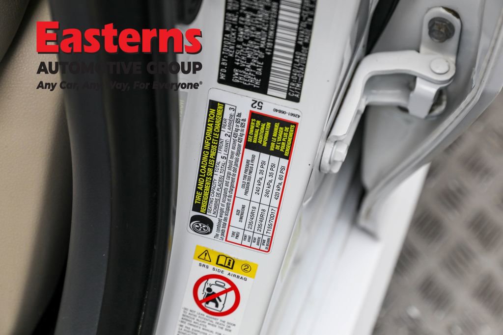 Used 2019 Toyota Camry XLE image 36