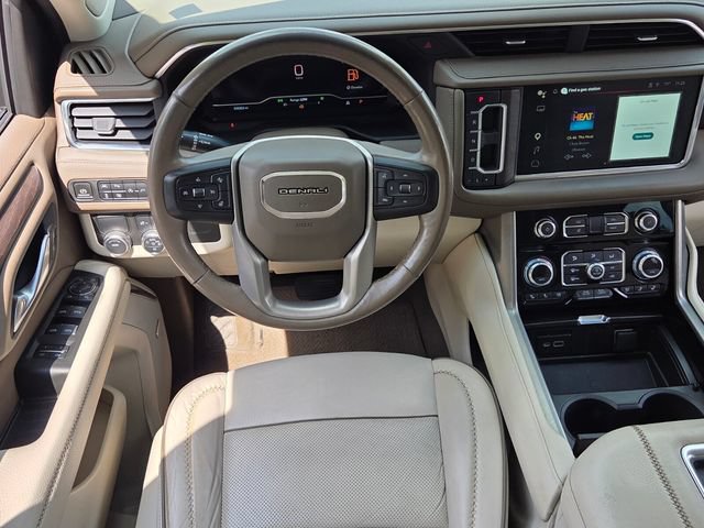 Used 2022 GMC Yukon Denali RWD image 11