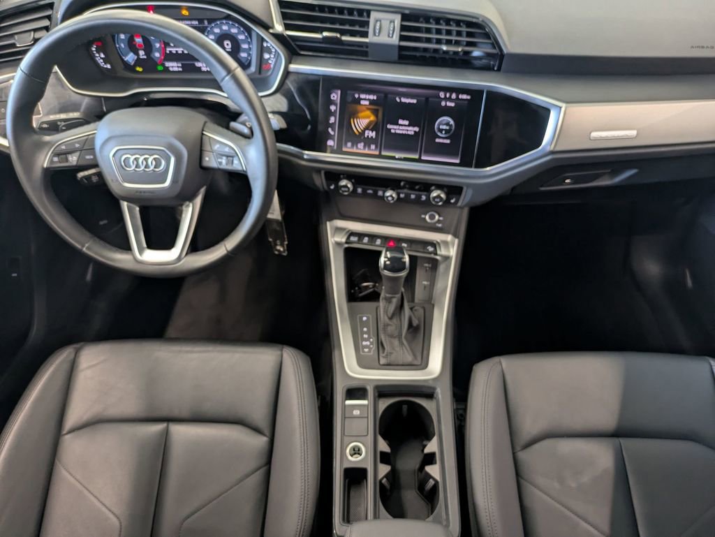 Used 2025 Audi Q3 2.0T Premium AWD/4WD image 33