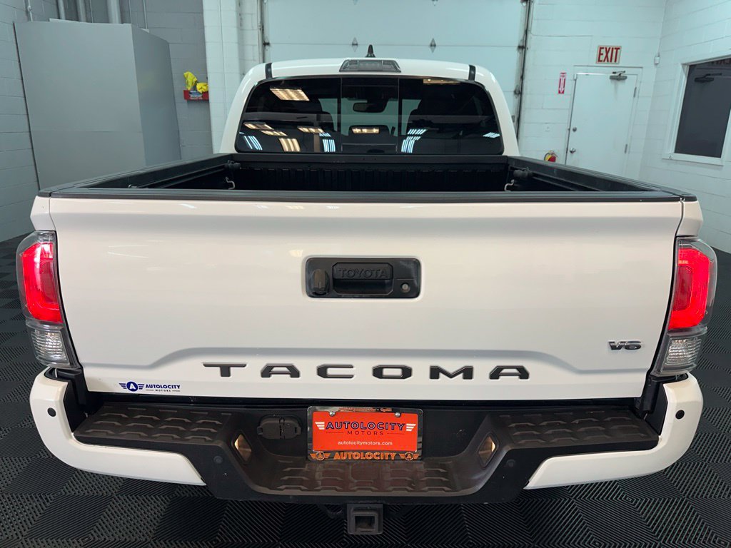 Used 2023 Toyota Tacoma TRD Sport w/ Advanced Technology Package AWD/4WD image 8