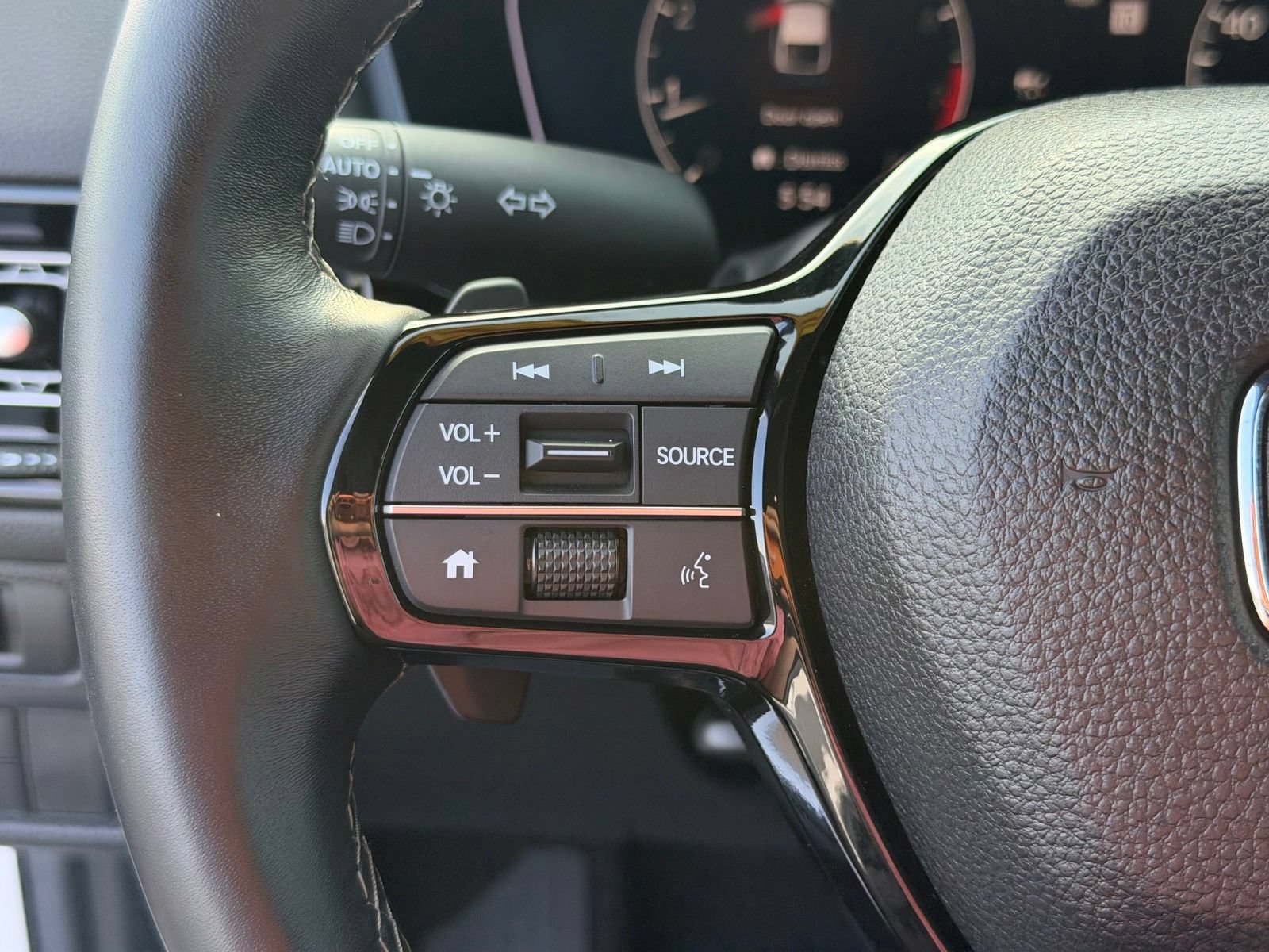 Used 2025 Honda Civic Sport image 17