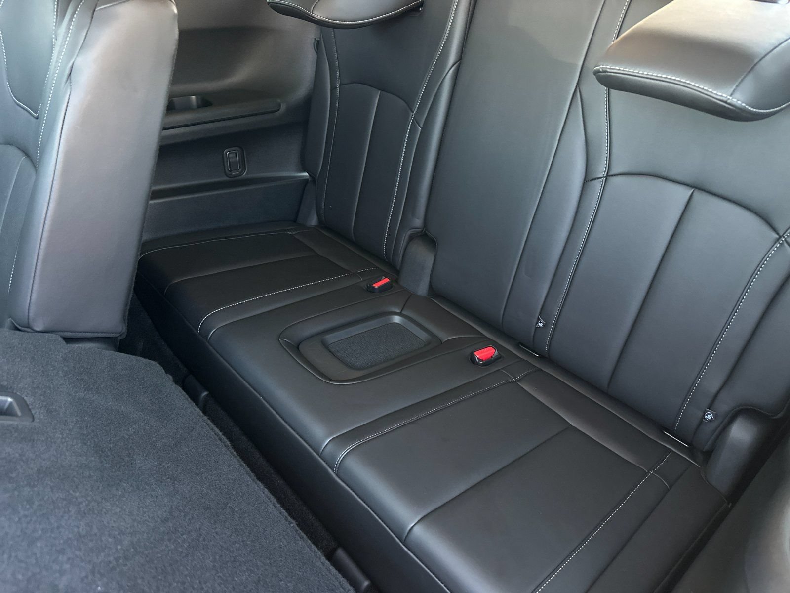 Used 2025 INFINITI QX60 Luxe FWD image 15