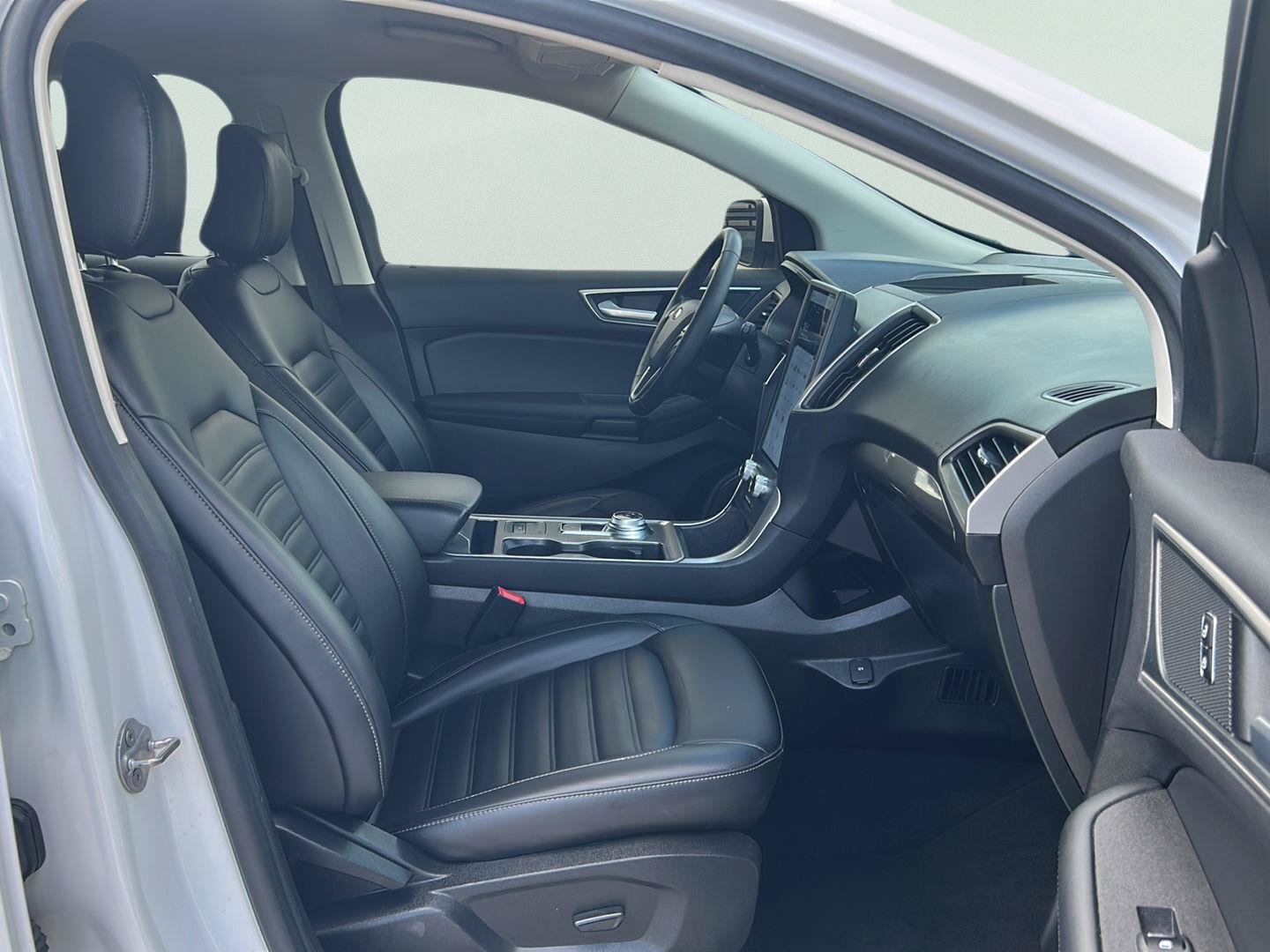 Used 2023 Ford Edge SEL AWD/4WD image 23