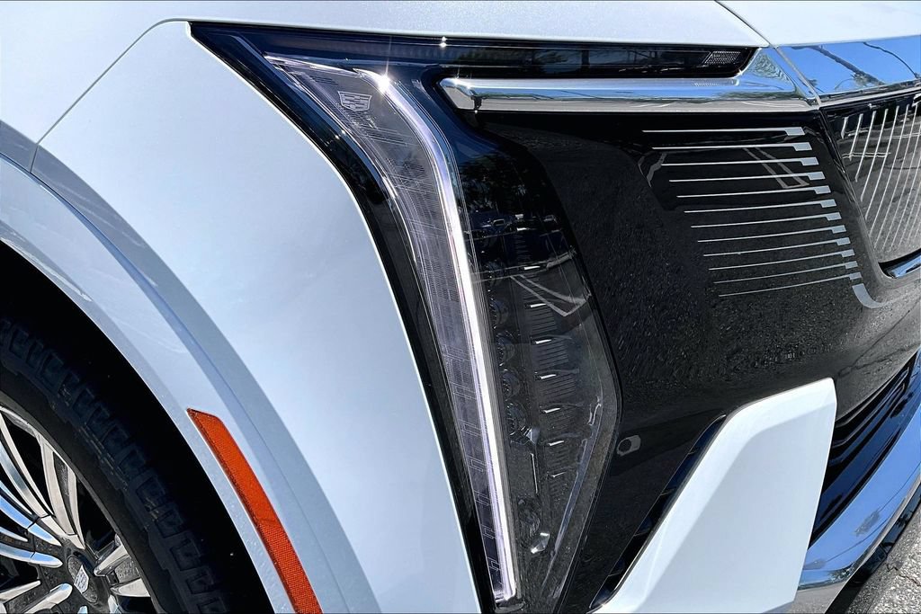 New 2026 Cadillac Escalade IQL Luxury w/ LPO, Floor Liner Package AWD/4WD image 14
