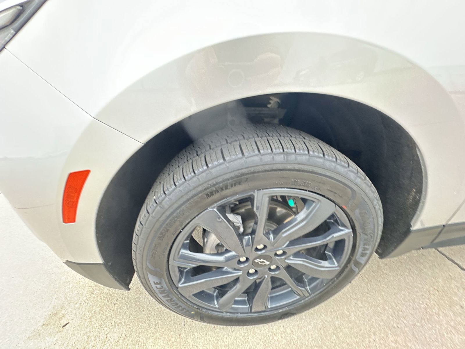 Used 2022 Chevrolet Equinox RS w/ RS Leather Package AWD/4WD image 33