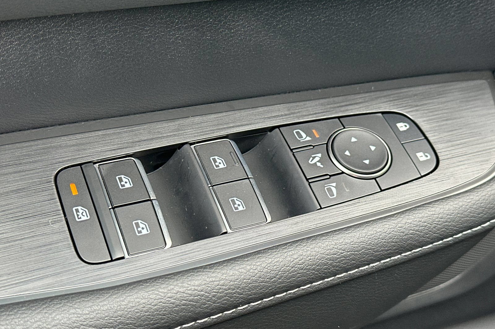 New 2026 Nissan Armada PRO-4X AWD/4WD image 13