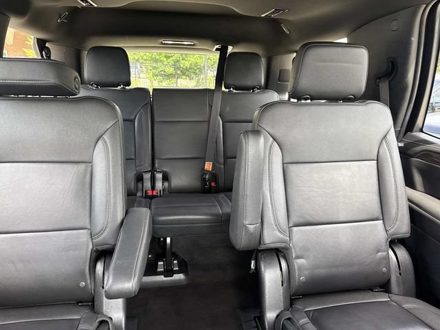 Used 2022 Chevrolet Tahoe Z71 w/ Luxury Package AWD/4WD image 45