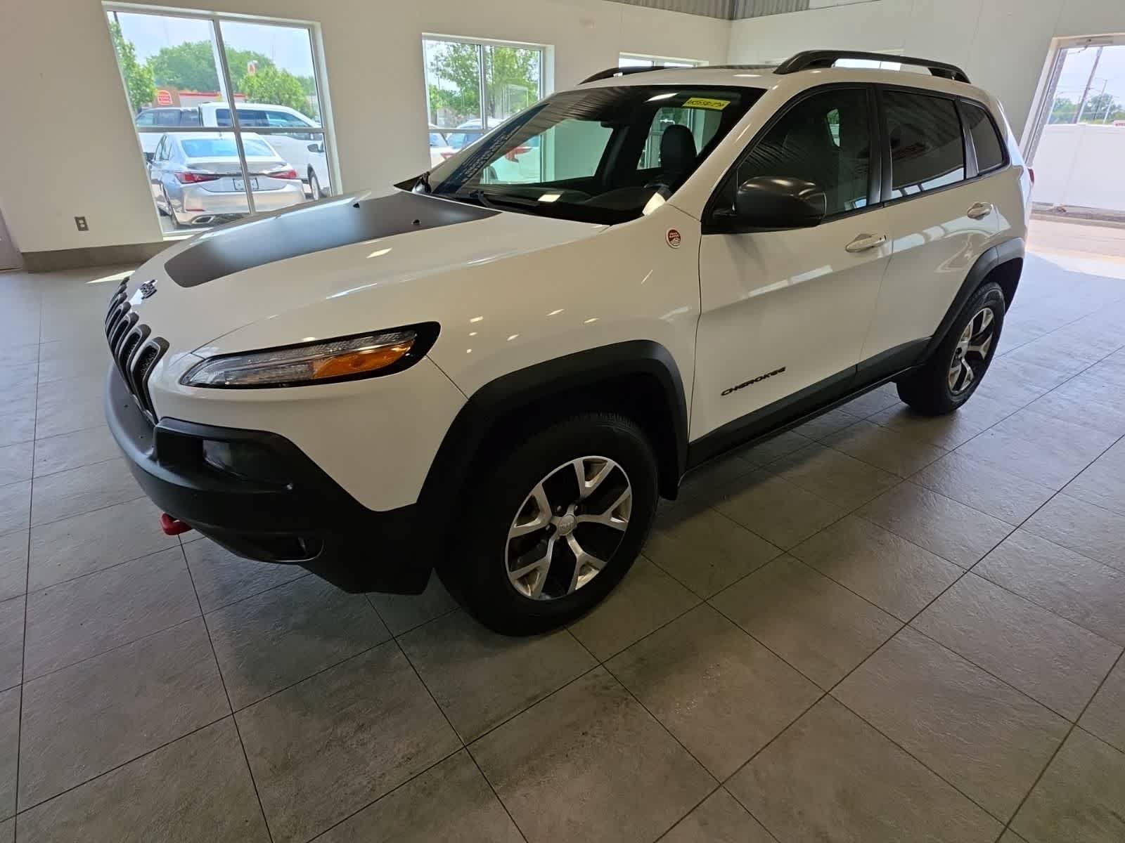 Used 2018 Jeep Cherokee Trailhawk