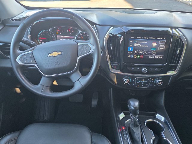Certified 2021 Chevrolet Traverse LT w/ LT Premium Package FWD image 18