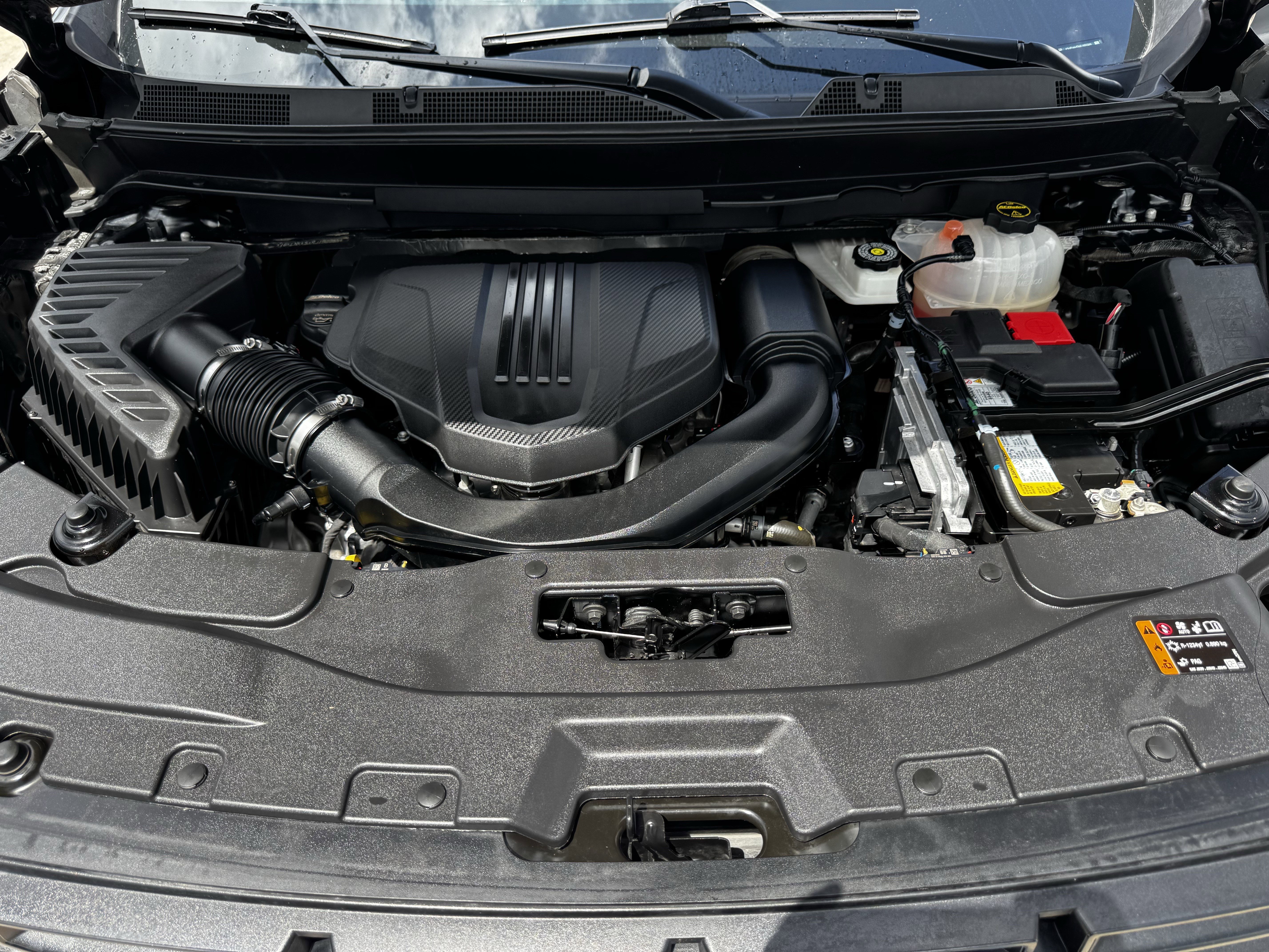 Used 2024 GMC Acadia Elevation FWD image 31