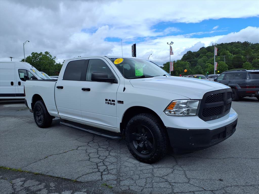 Used 2017 RAM 1500 Classic SLT AWD/4WD image 7