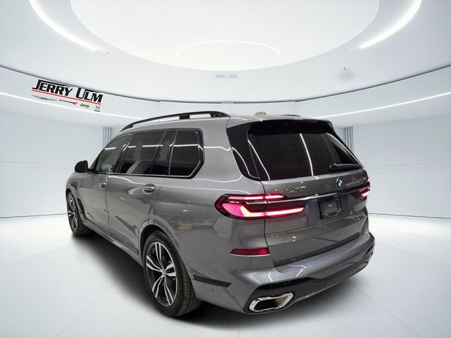 Used 2023 BMW X7 xDrive40i w/ Executive Package image 5