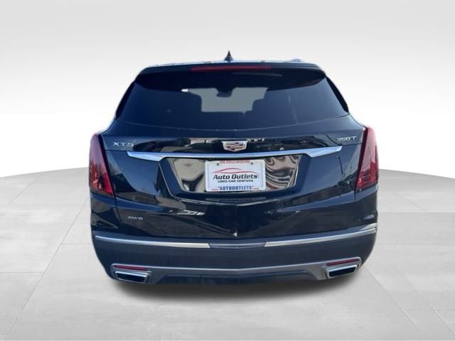 Used 2025 Cadillac XT5 Premium Luxury image 5