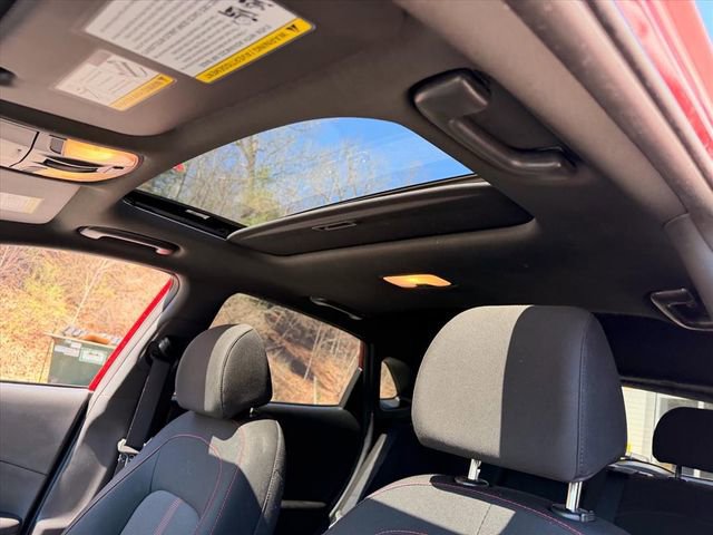 Used 2022 Hyundai Kona N Line w/ Tech Package image 13