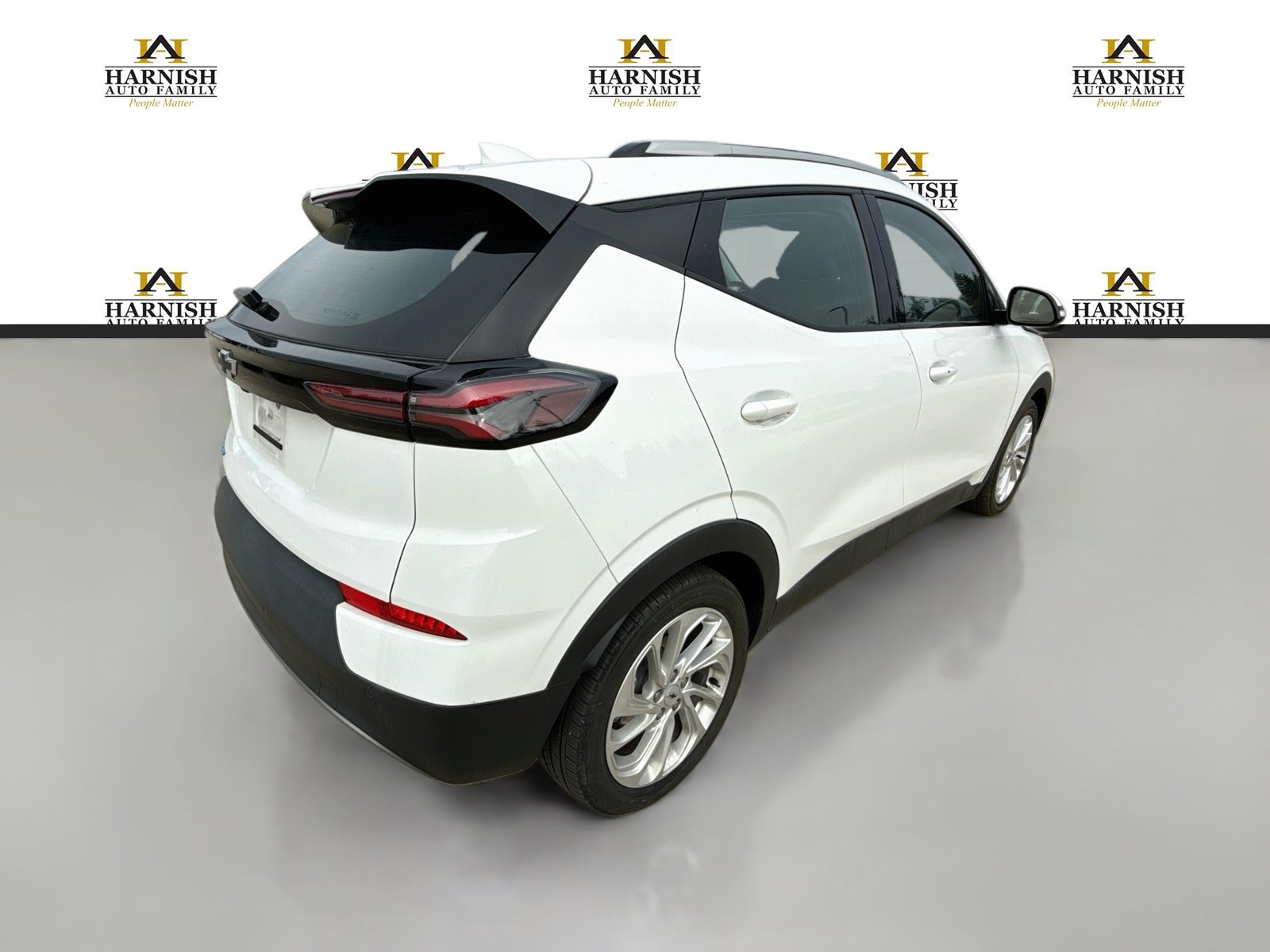 Used 2023 Chevrolet Bolt EUV LT w/ Driver Confidence Package FWD image 5