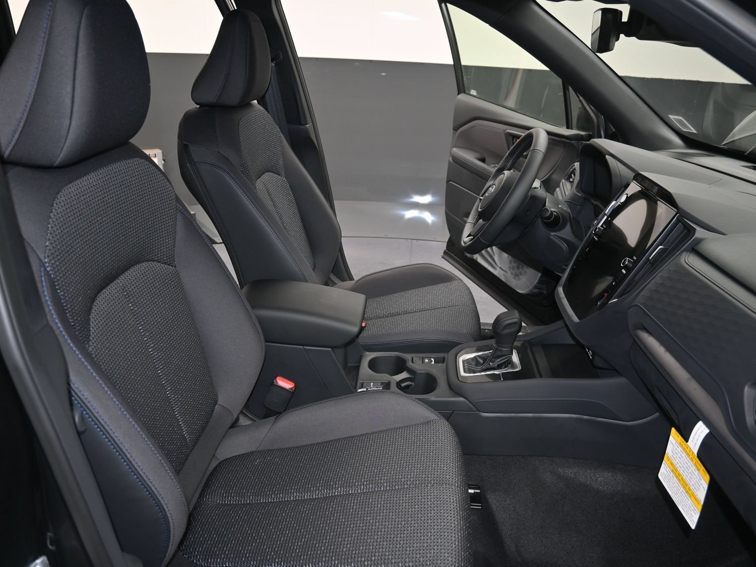 Used 2025 Subaru Forester Premium AWD/4WD image 18
