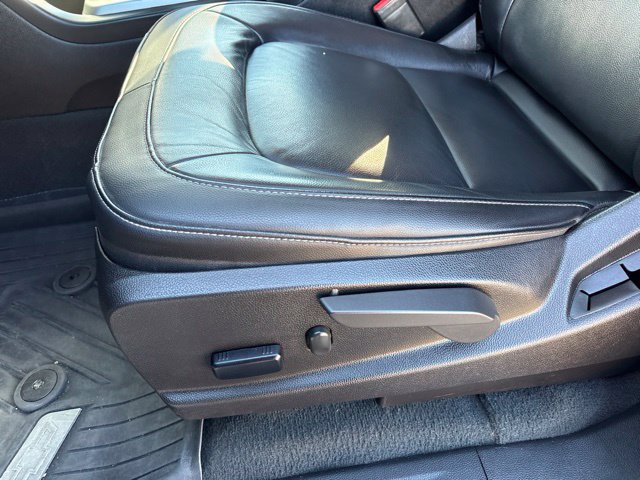 Used 2022 Chevrolet Colorado LT w/ Luxury Package AWD/4WD image 17