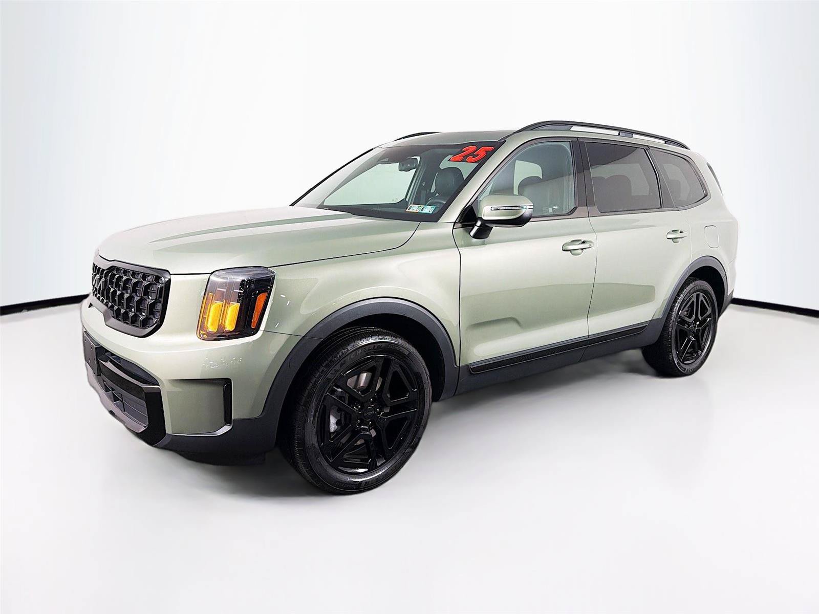 Used 2025 Kia Telluride EX X-Line AWD/4WD image 7