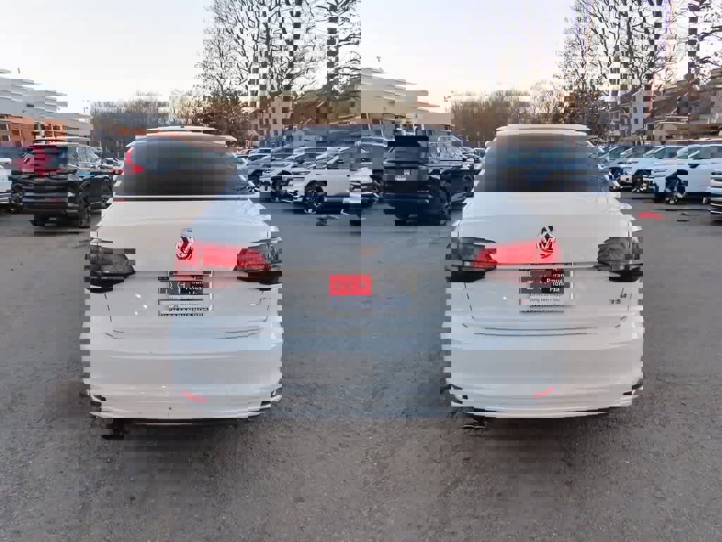 Used 2018 Volkswagen Jetta S w/ Cold Weather Package image 5