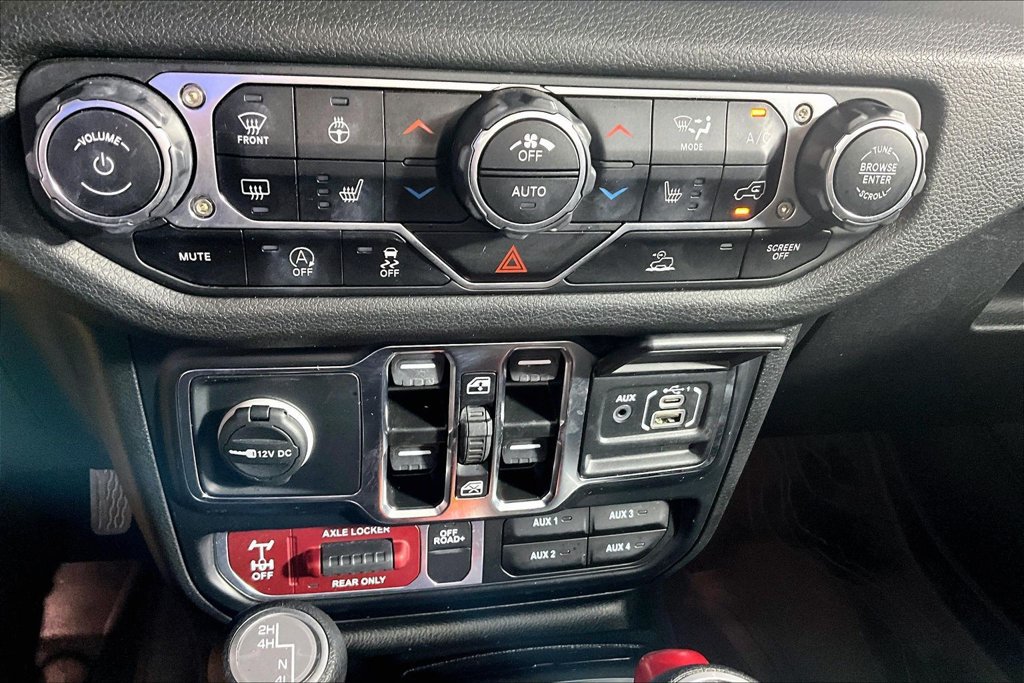 Used 2024 Jeep Wrangler Unlimited Sport AWD/4WD image 33