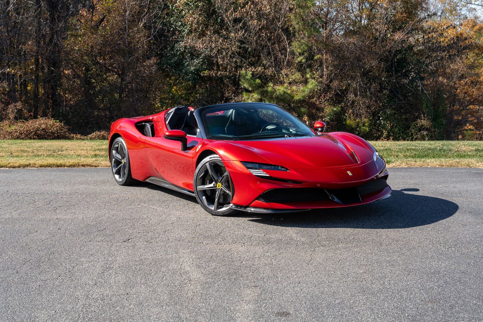 Certified 2024 Ferrari SF90 Spider image 1