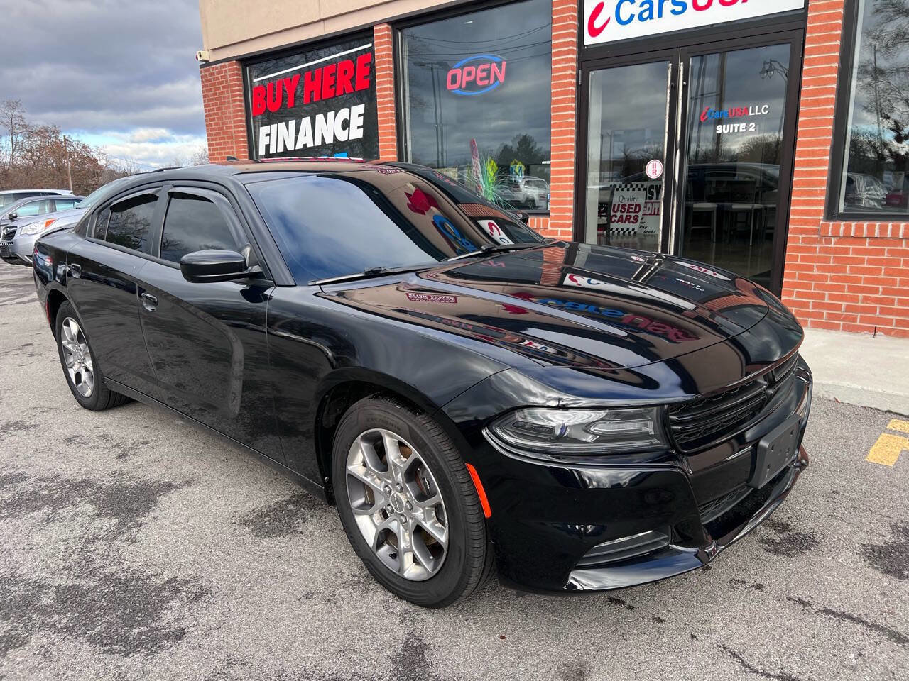 Used 2015 Dodge Charger SXT w/ Rallye Group AWD/4WD image 2