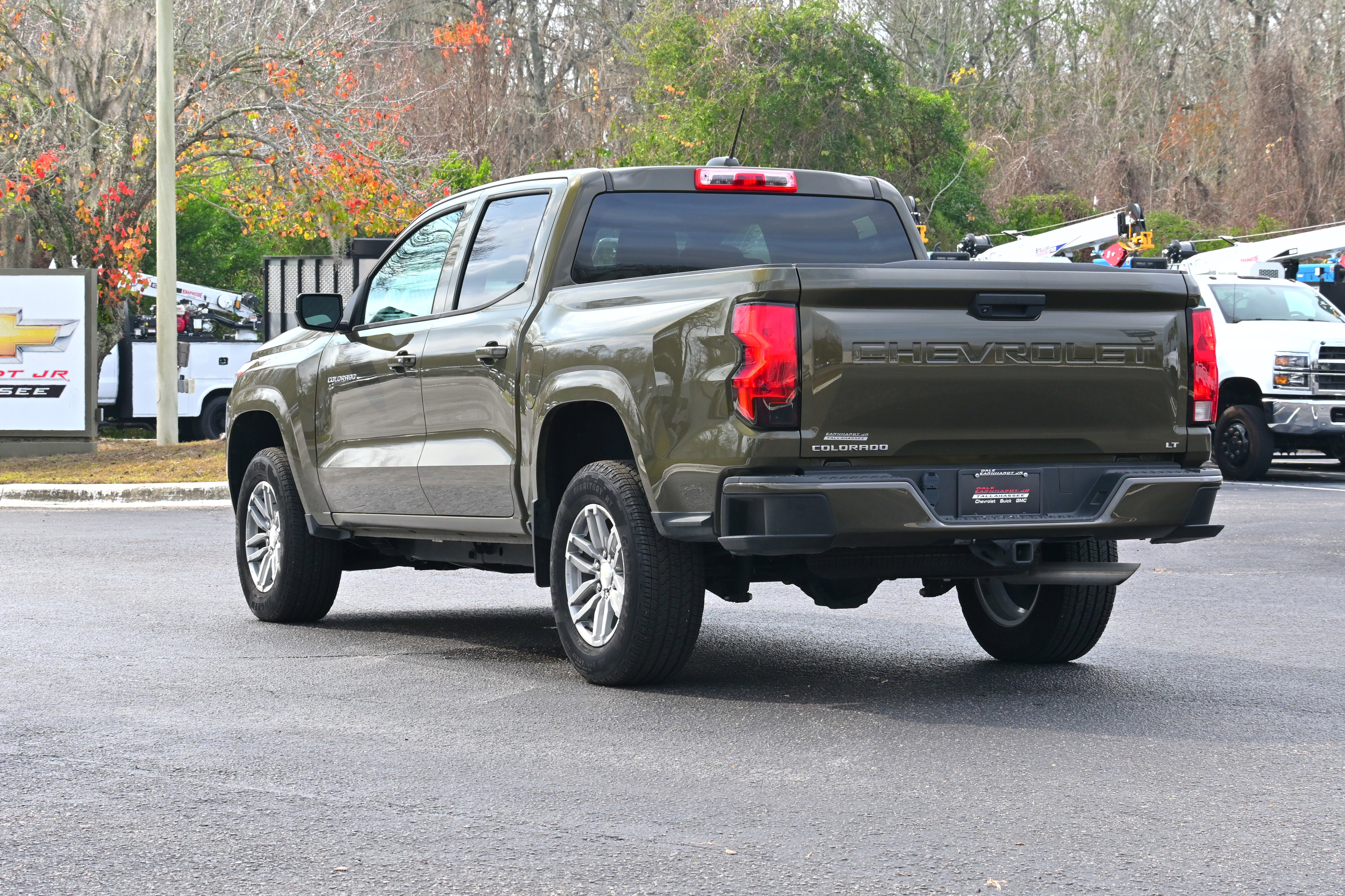 Used 2023 Chevrolet Colorado LT image 3