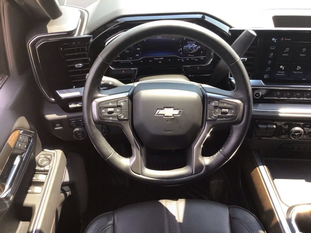 Used 2025 Chevrolet Silverado 2500 High Country w/ Technology Package AWD/4WD image 22