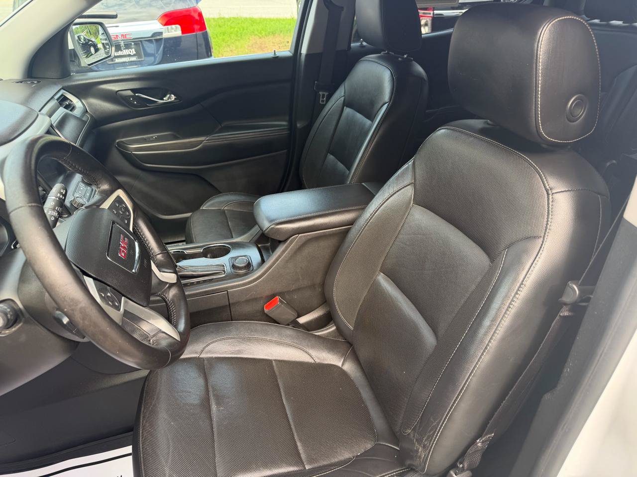 Used 2017 GMC Acadia SLT AWD/4WD image 18