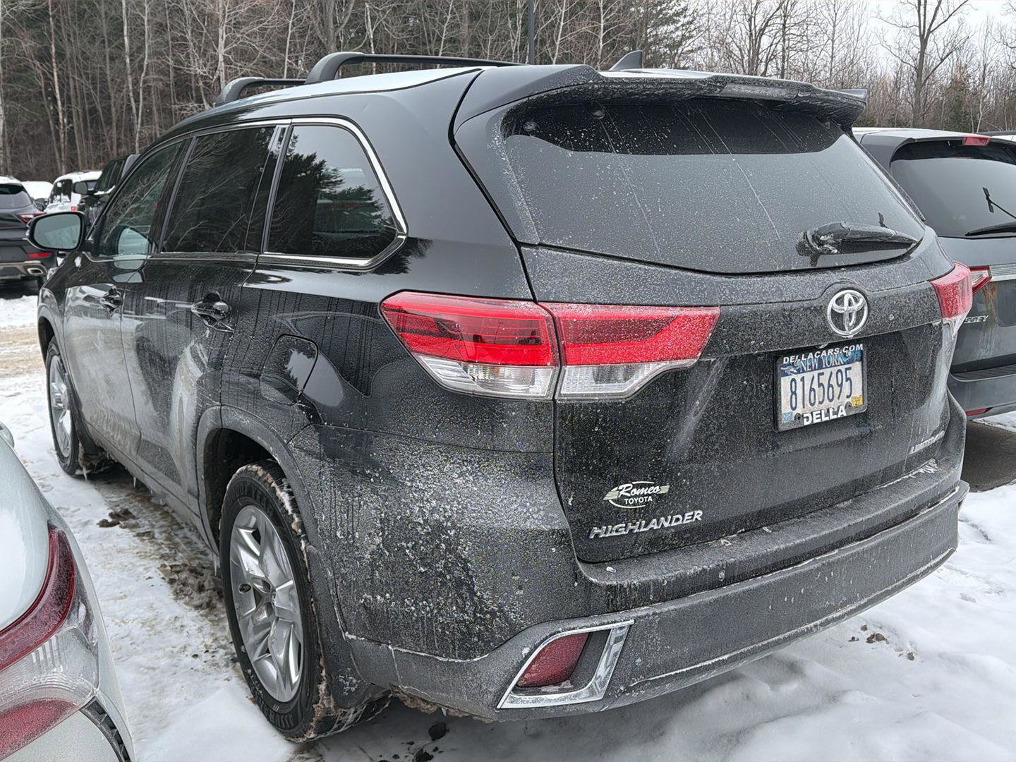 Used 2019 Toyota Highlander Limited image 9