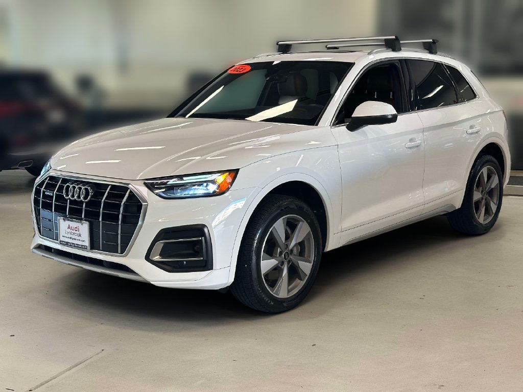 Used 2023 Audi Q5 2.0T Premium w/ Convenience Package AWD/4WD image 3