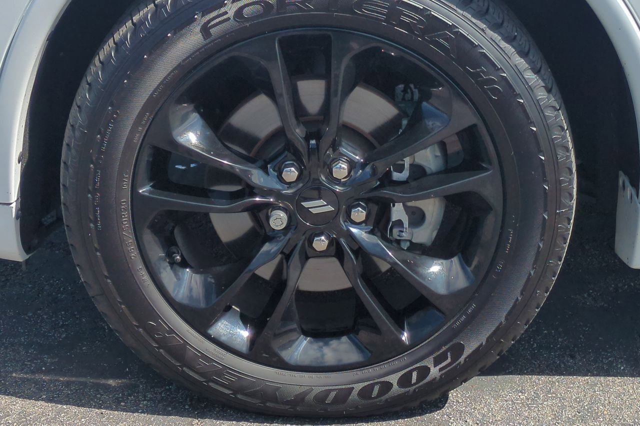 Used 2020 Dodge Durango R/T w/ Blacktop Package RWD image 28