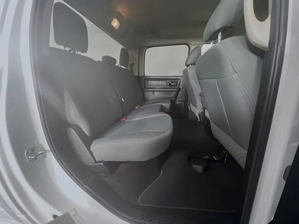 Used 2018 RAM 2500 Tradesman w/ Chrome Appearance Group AWD/4WD image 25