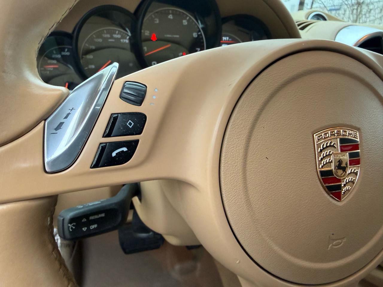 Used 2012 Porsche Cayenne image 39