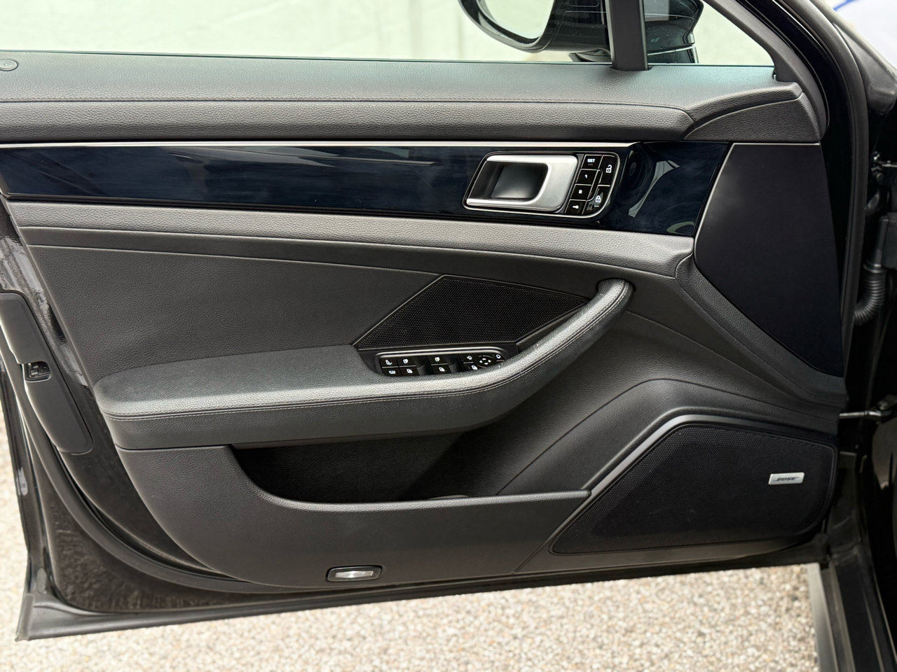 Used 2019 Porsche Panamera 4 image 56