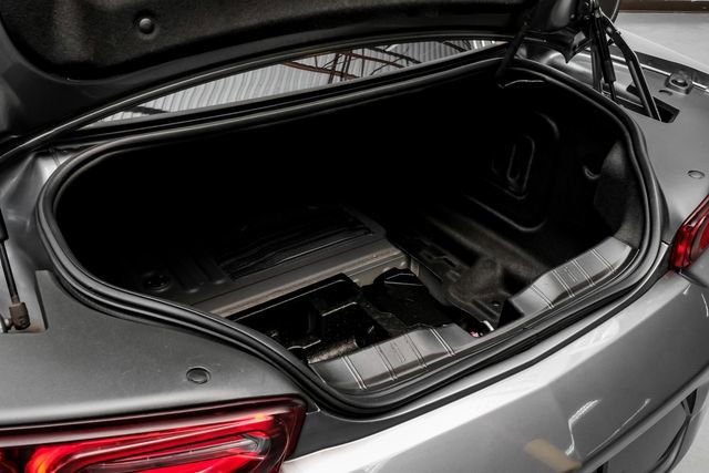 Used 2021 Chevrolet Camaro LT w/ Technology Package RWD image 46