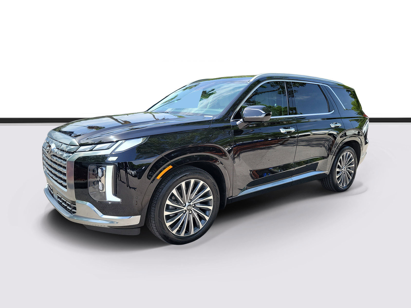 Used 2024 Hyundai Palisade Calligraphy AWD/4WD image 2