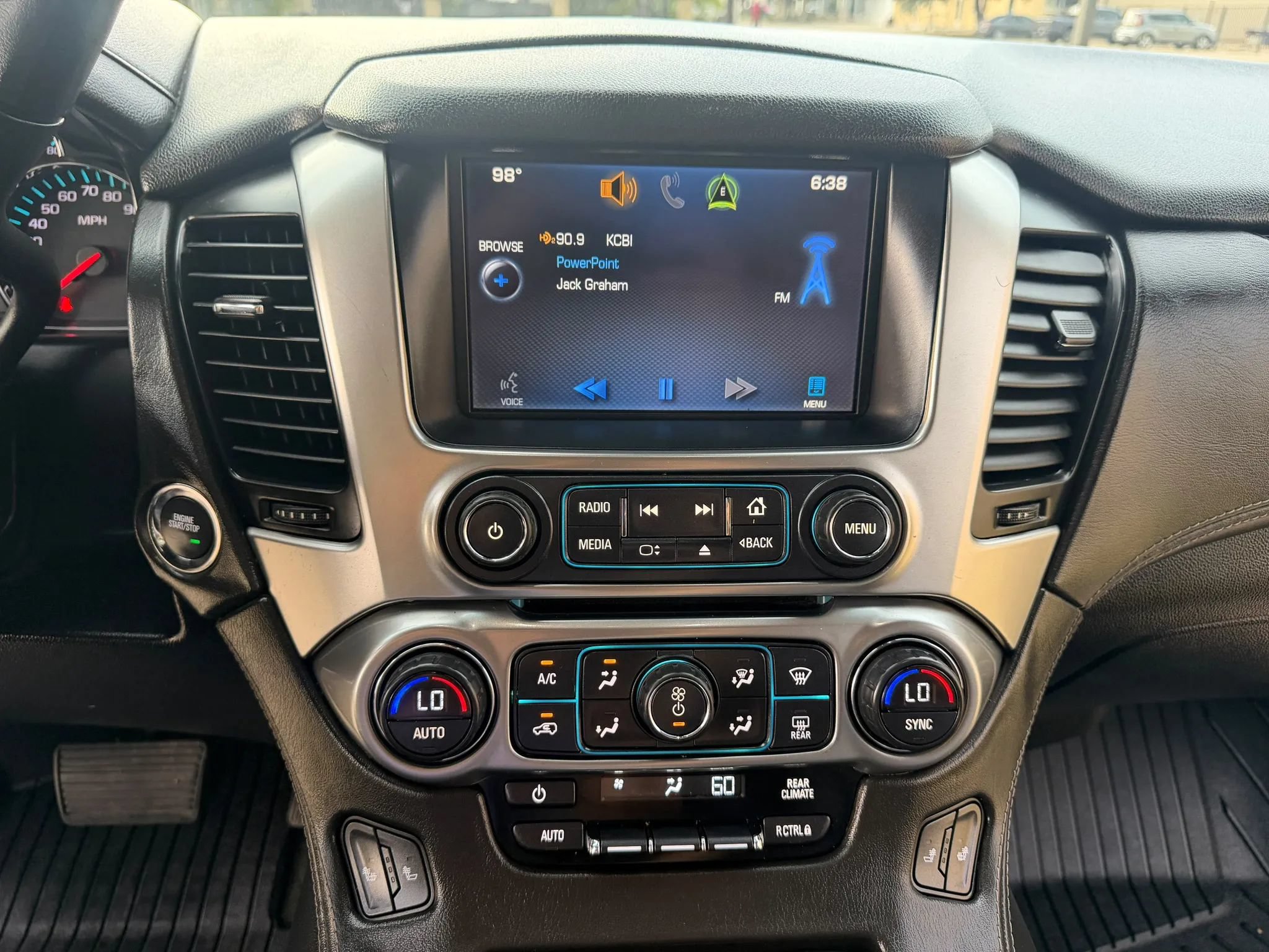 Used 2015 Chevrolet Tahoe LT RWD image 15