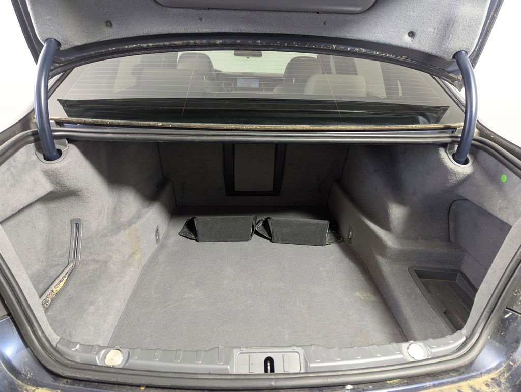 Used 2015 BMW 750Li image 23