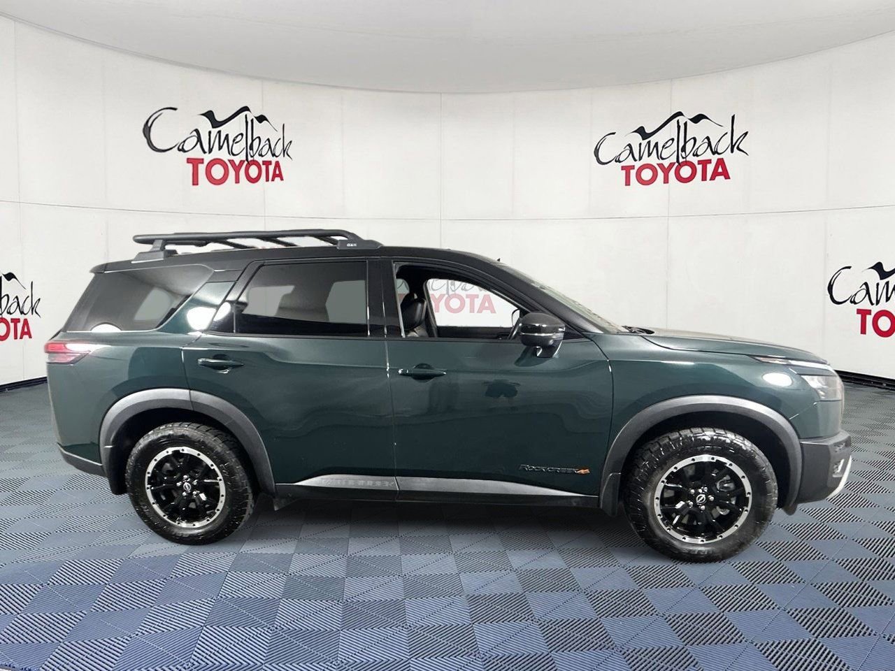 Used 2024 Nissan Pathfinder Rock Creek AWD/4WD image 8