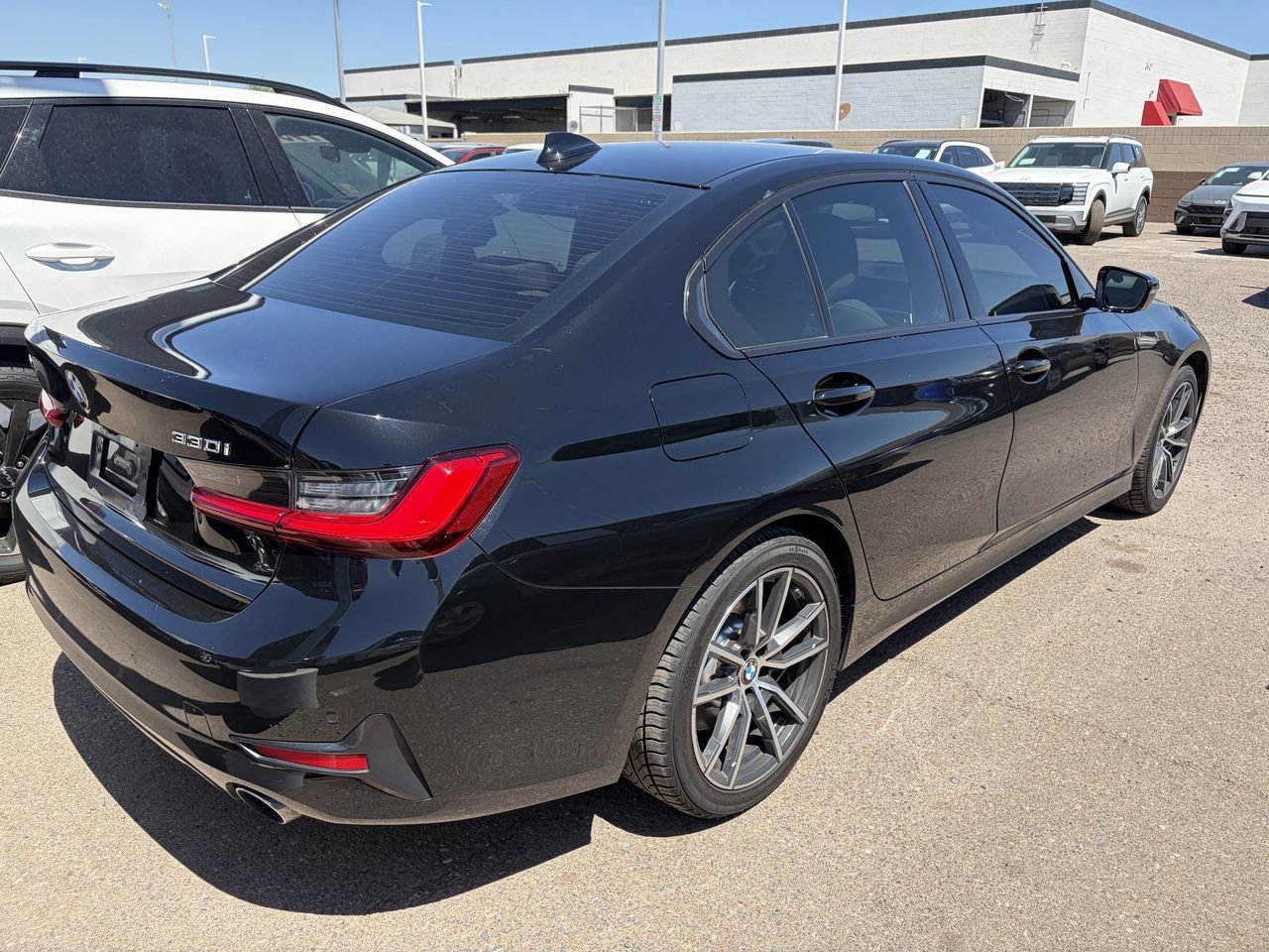 Used 2020 BMW 330i xDrive Sedan w/ Convenience Package AWD/4WD image 11