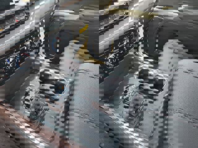 New 2026 GMC Sierra 1500 SLT image 20