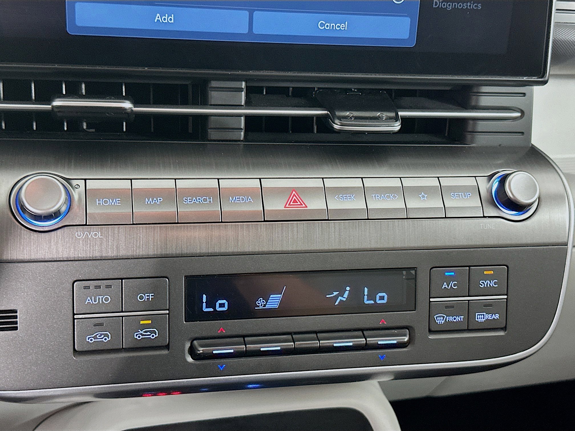 Used 2025 Hyundai Kona SEL FWD image 24