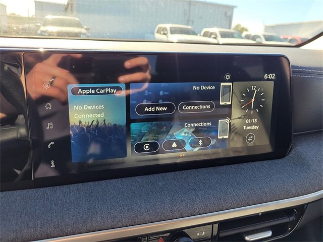 Certified 2025 Nissan Kicks SV w/ Illumination Package image 18