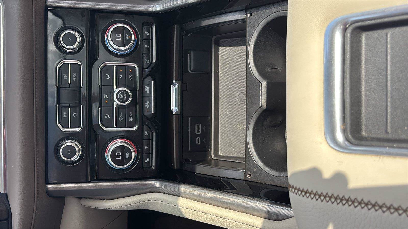 Certified 2023 GMC Yukon XL Denali RWD image 41