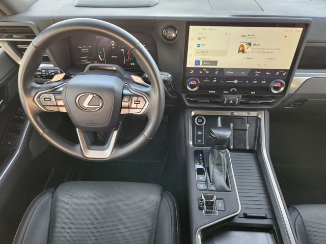 Used 2024 Lexus GX 550 550 Luxury w/ Accessory Package (Z1) image 27