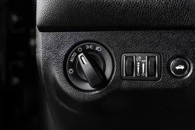 Used 2020 Dodge Challenger SXT image 26