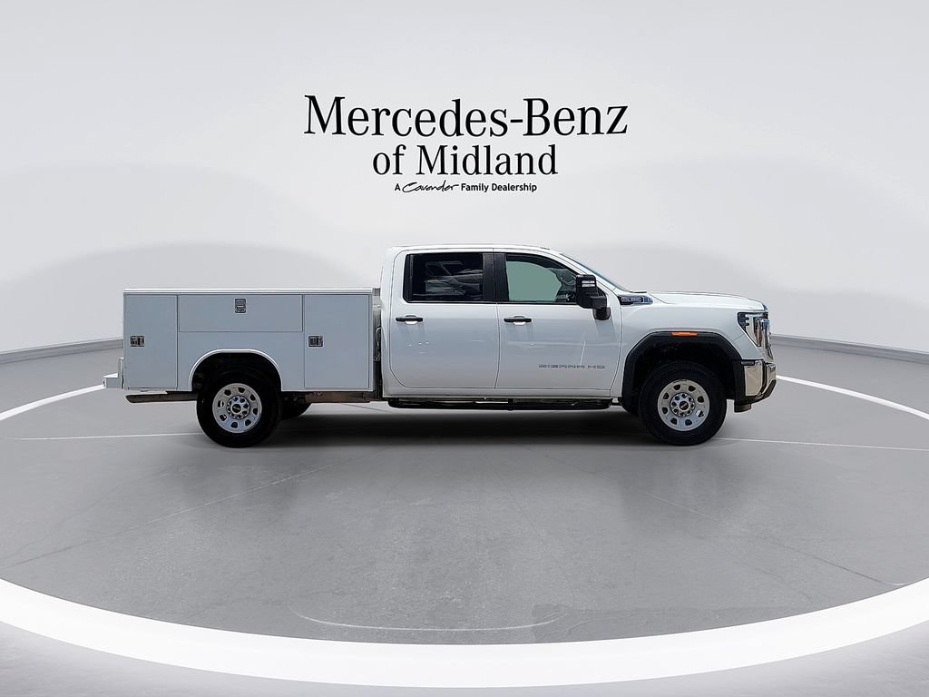 Used 2024 GMC Sierra 3500 Pro w/ Convenience Package AWD/4WD image 9