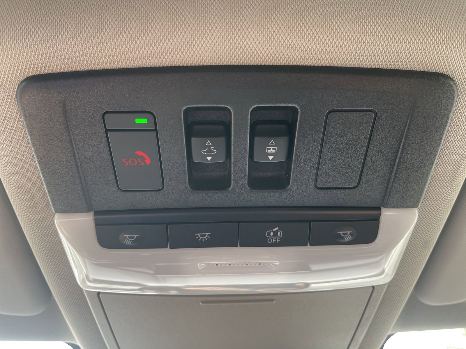 New 2026 Nissan Rogue Platinum image 24