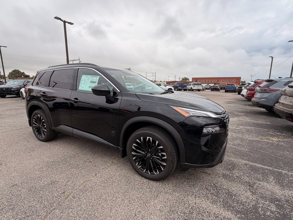 New 2026 Nissan Rogue Dark Armor FWD image 10